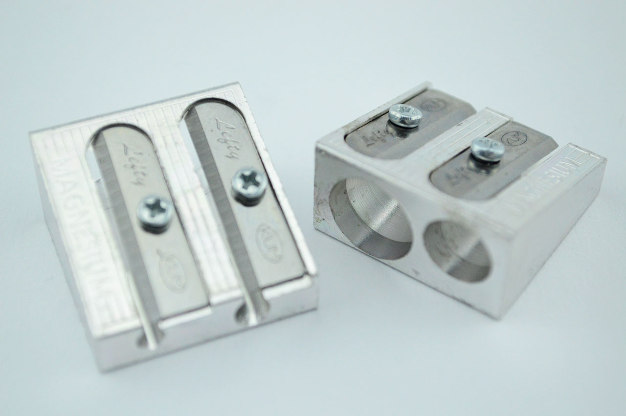 Linkshaender-Metallspitzer-zweifach