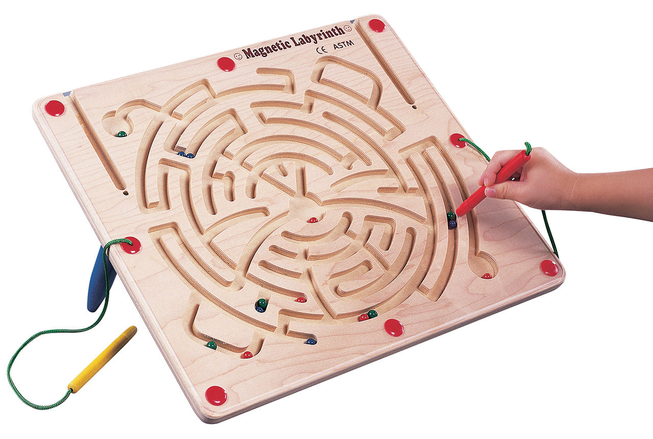 Magnetisches-Holz-Labyrinth-feinmotorik-laf-liki