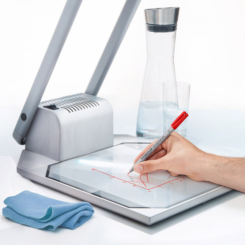 Staedtler-Lumocolor-non-permanent-Folienstift-wasserloesslich-F-rot